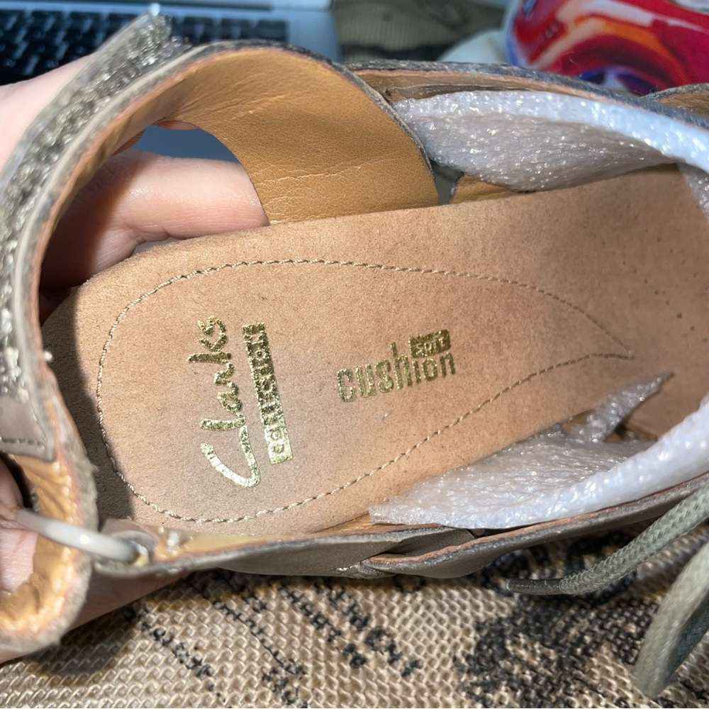 Clarks Collection Helio Mindin Sage Leather Wedge Sandals Size 9 - Picture 11 of 14